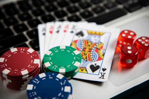 Live dealer table interface and payment review notes for nagamas slot